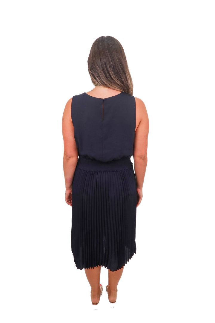 croft & barrow black pleated dress NWT (L; retail $60)