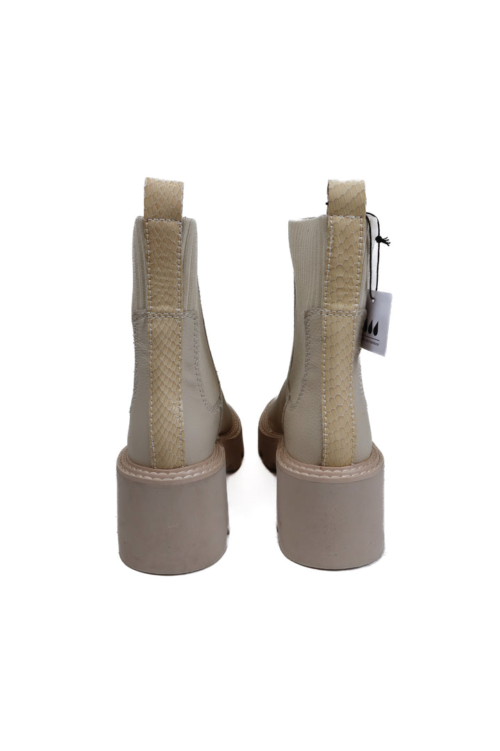 Dolce Vita ivory chunky boots NWT (6.5; retail $160)