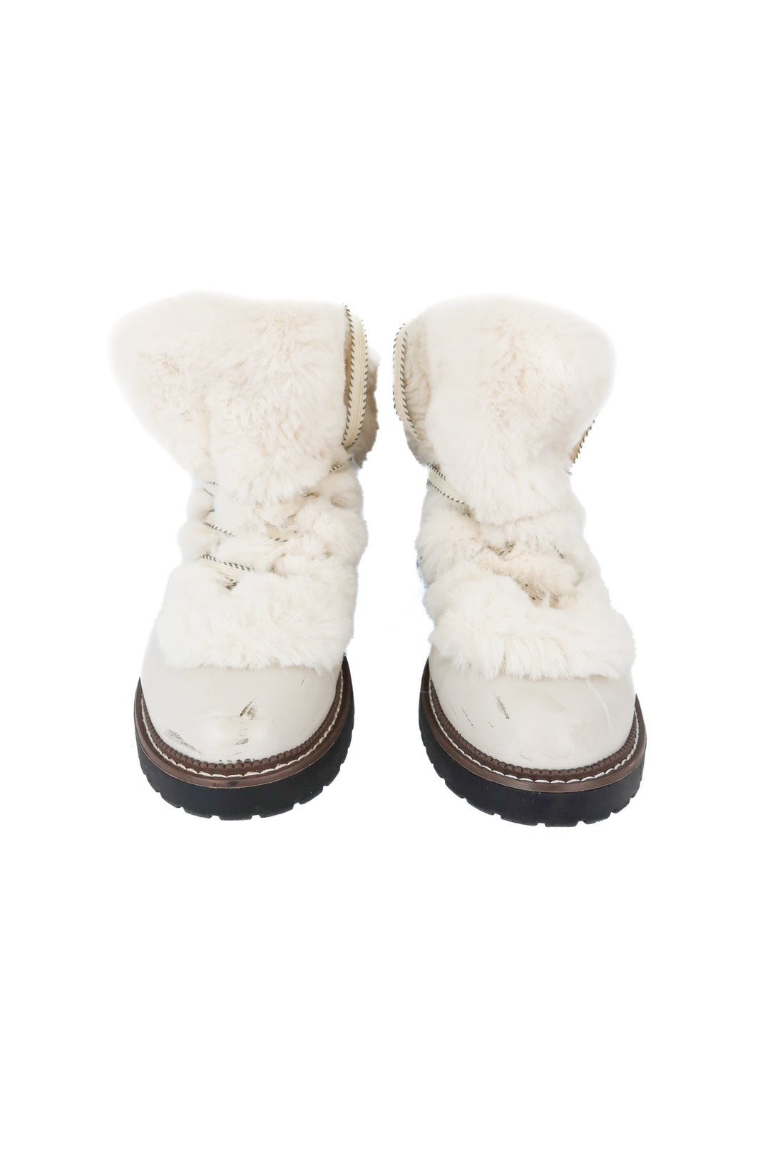 a new day white fur boots (9; retail $45)