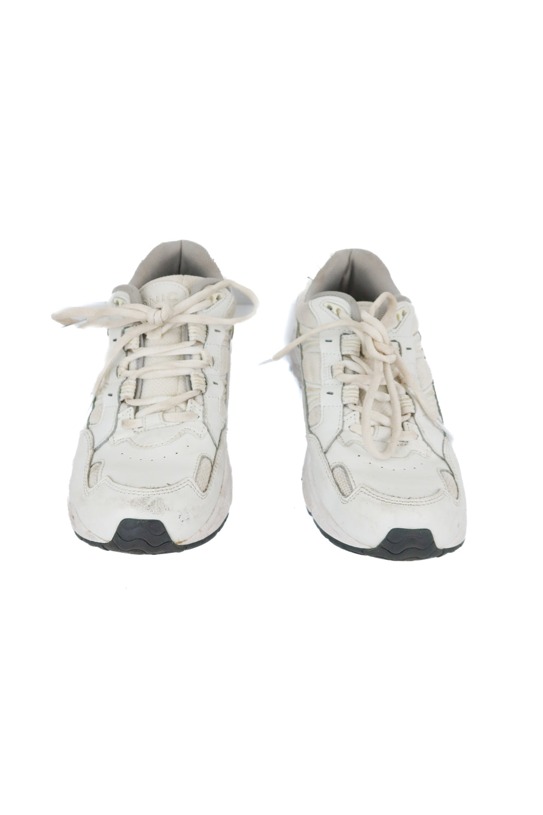 vionic white 23walk shoes (8.5; retail $165)