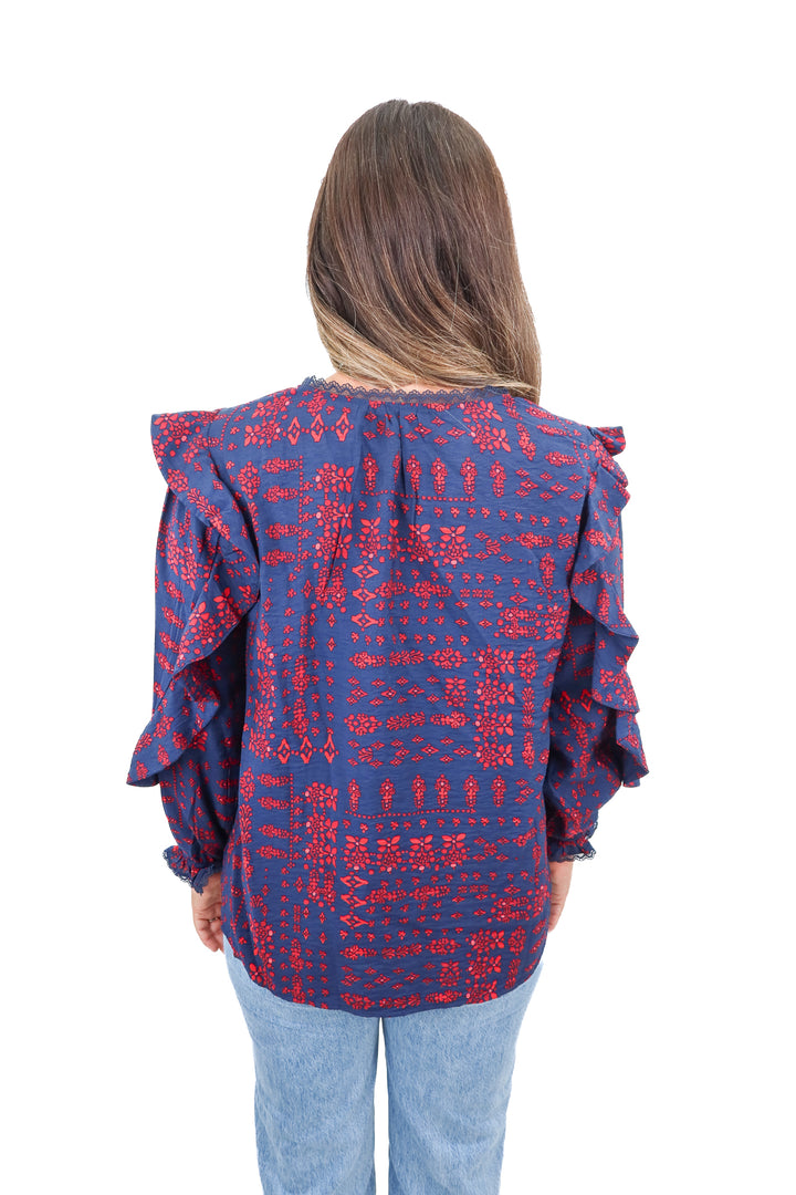 the pioneer women navy and red top (L)