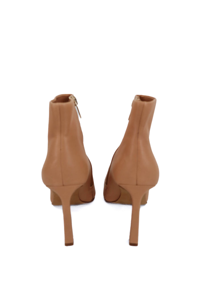 vince camuto nude leather heeled boots (7.5)
