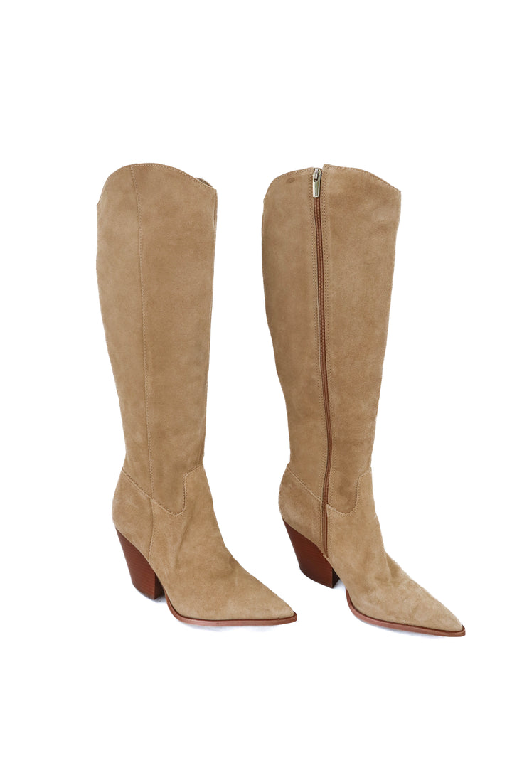 vince camuto tan suede knee high boots (7; retail $239)