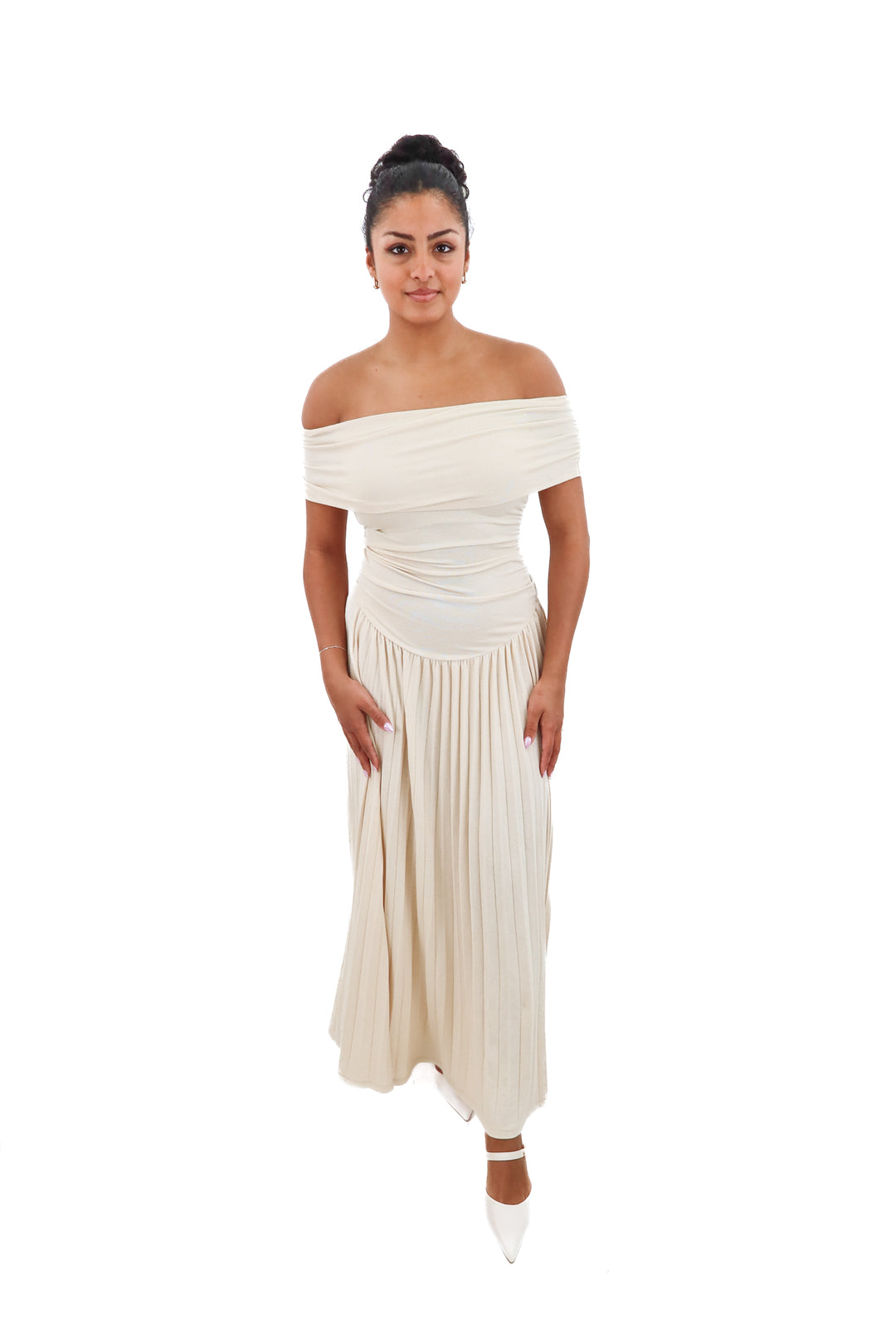 lioness nude off shoulder knit maxi dress (xs)