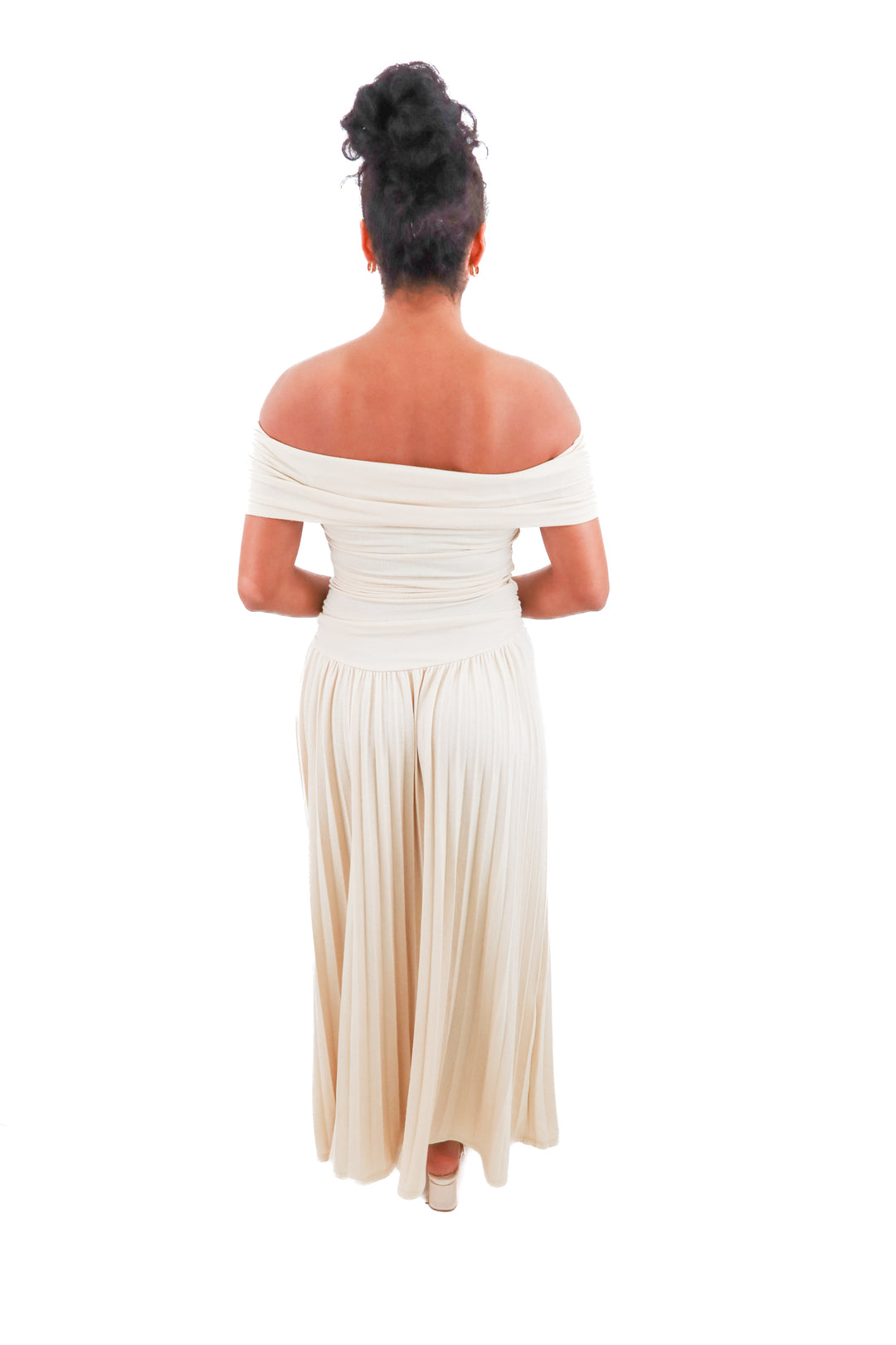 lioness nude off shoulder knit maxi dress (xs)