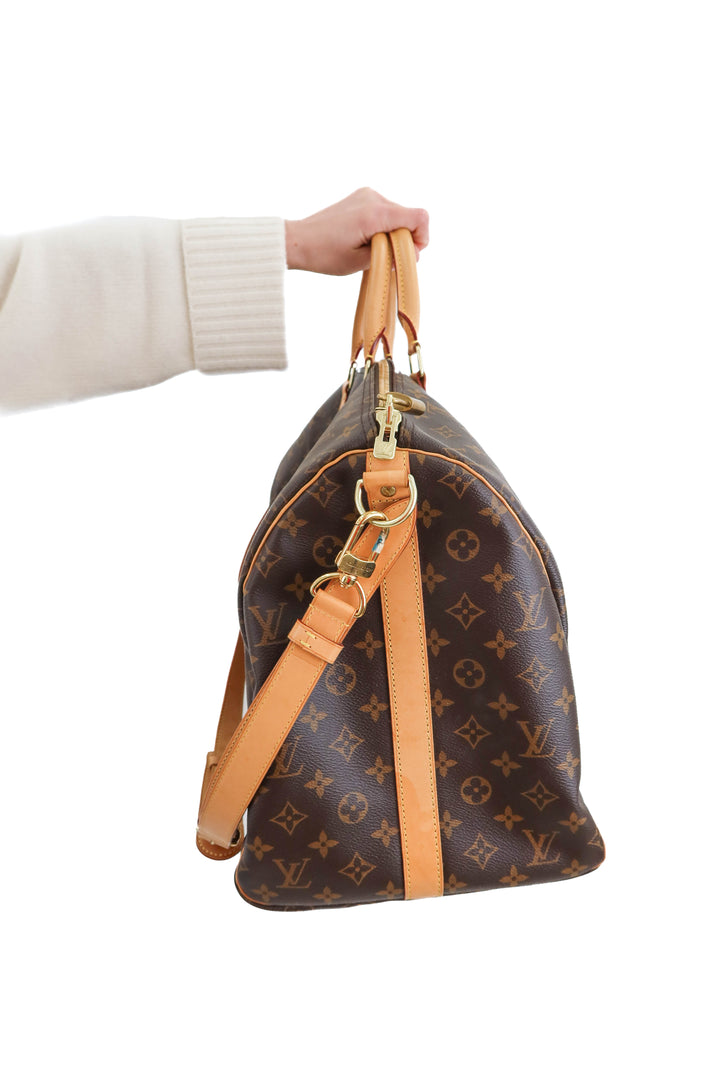 louis vuitton monogram keepall bandouliere 55 travel bag (retail $2700)