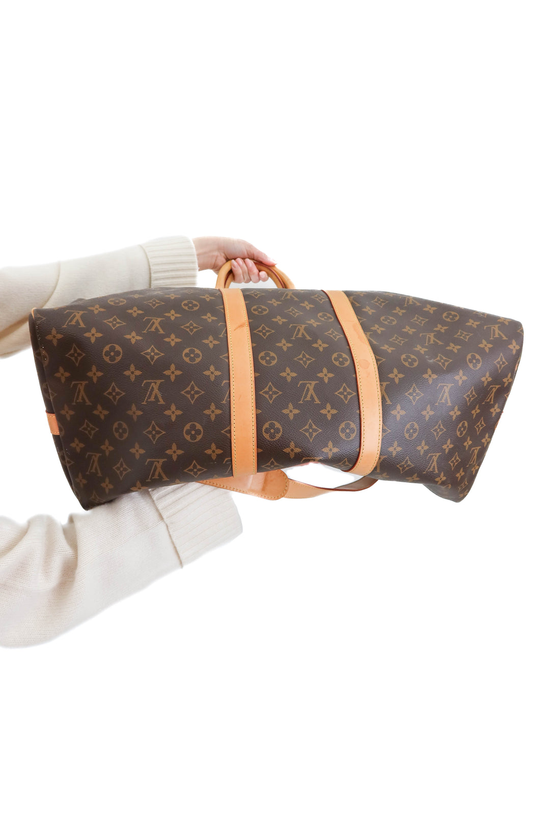 louis vuitton monogram keepall bandouliere 55 travel bag (retail $2700)