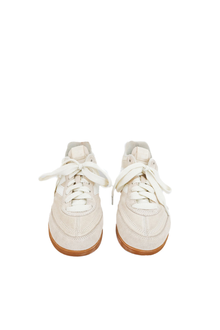 new balance tan sneakers (8.5; retail $105)