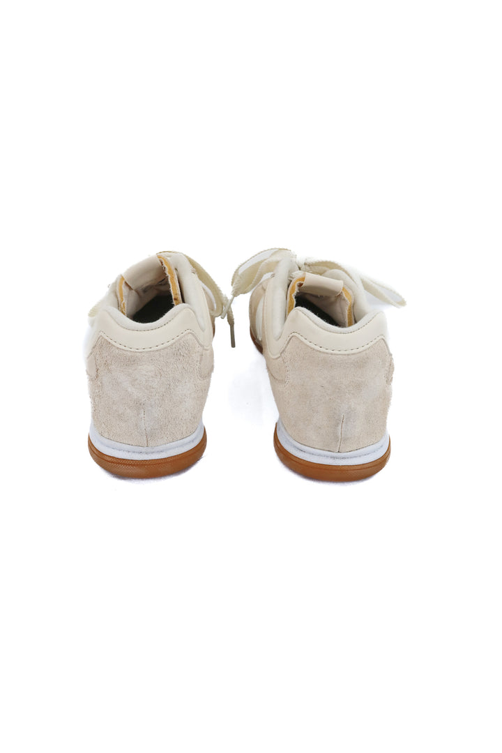 new balance tan sneakers (8.5; retail $105)