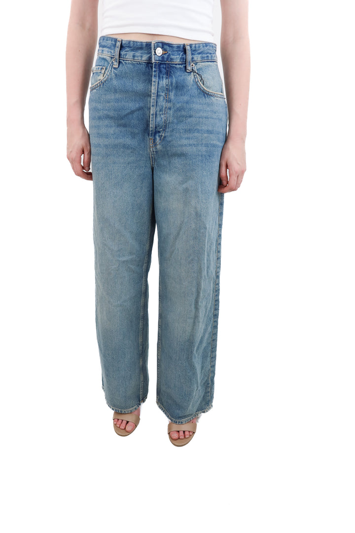 zara the high rise wide leg jeans nwt (4; retail $59.90)