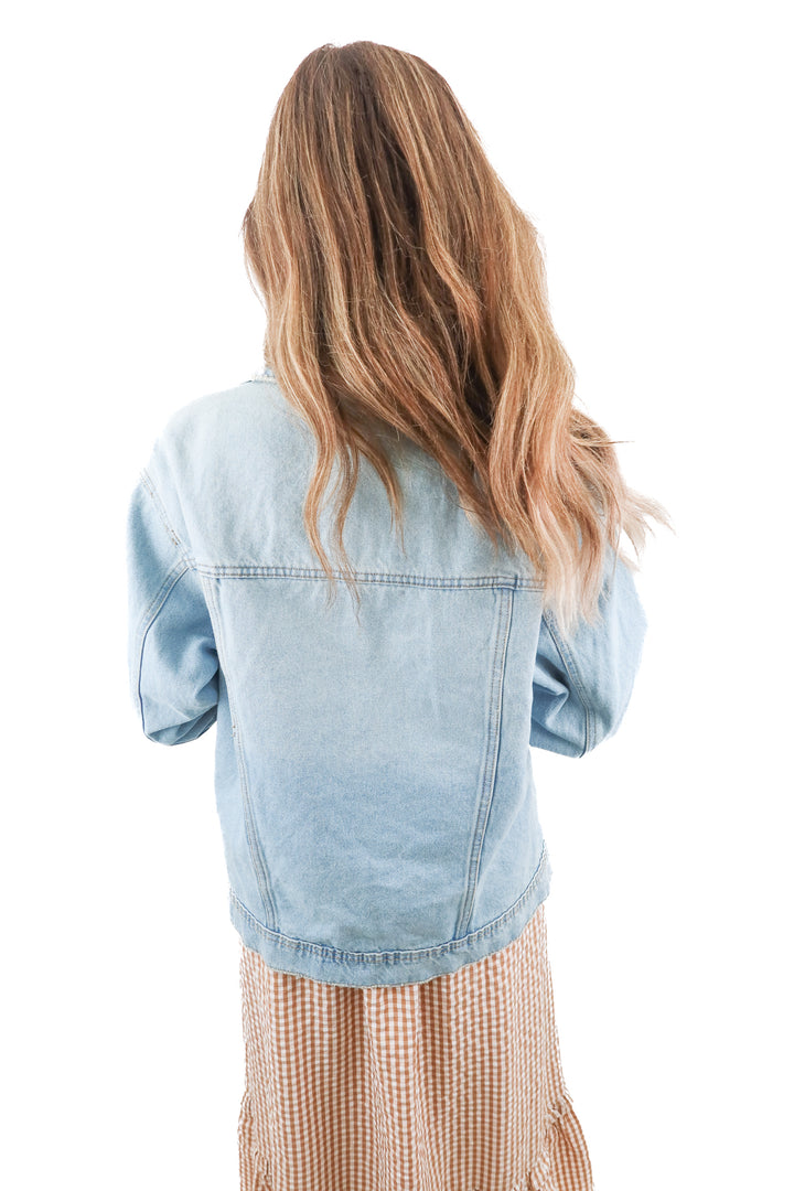 universal threads light wash denim jacket (s)