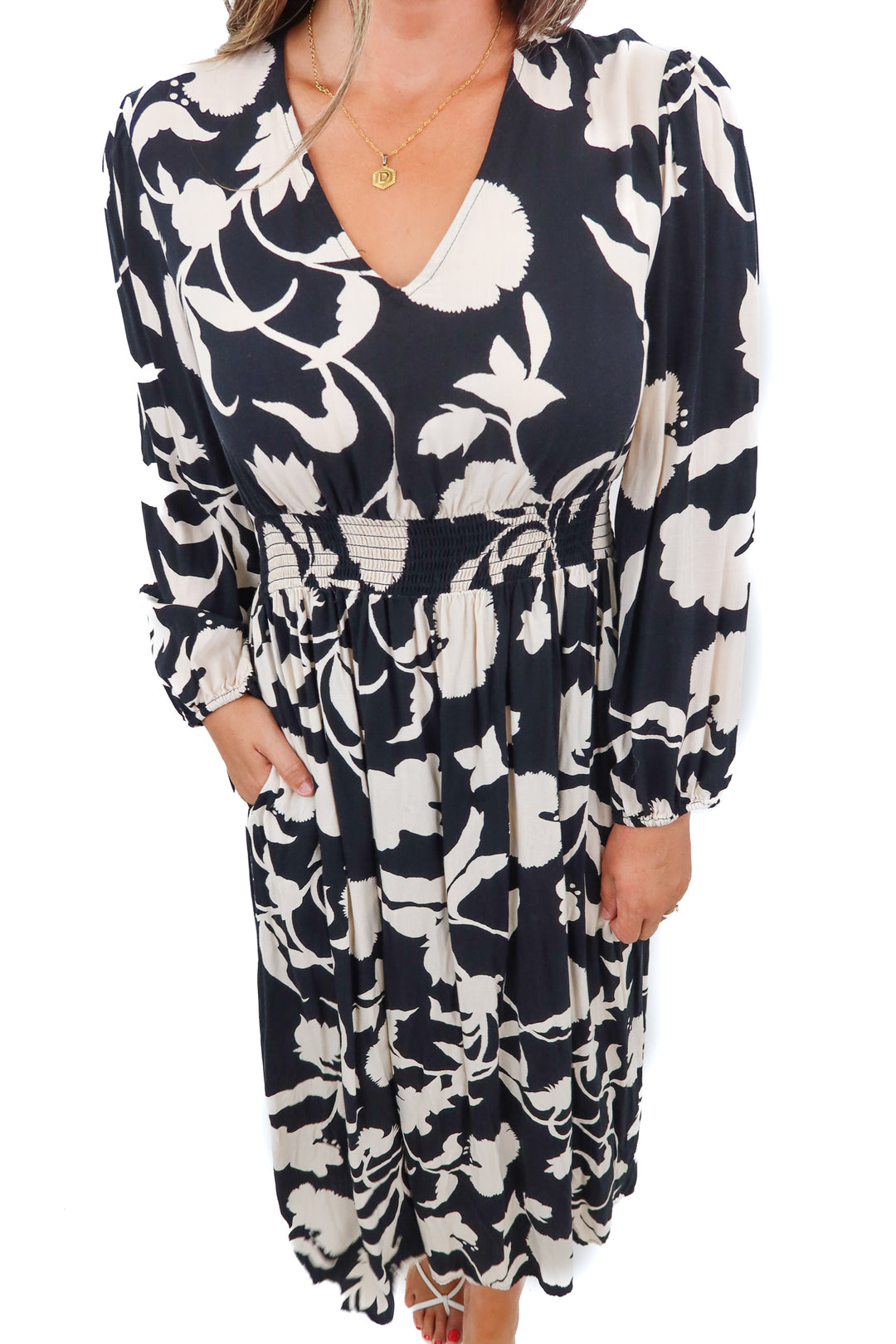 knox rose black/cream floral dress (M)