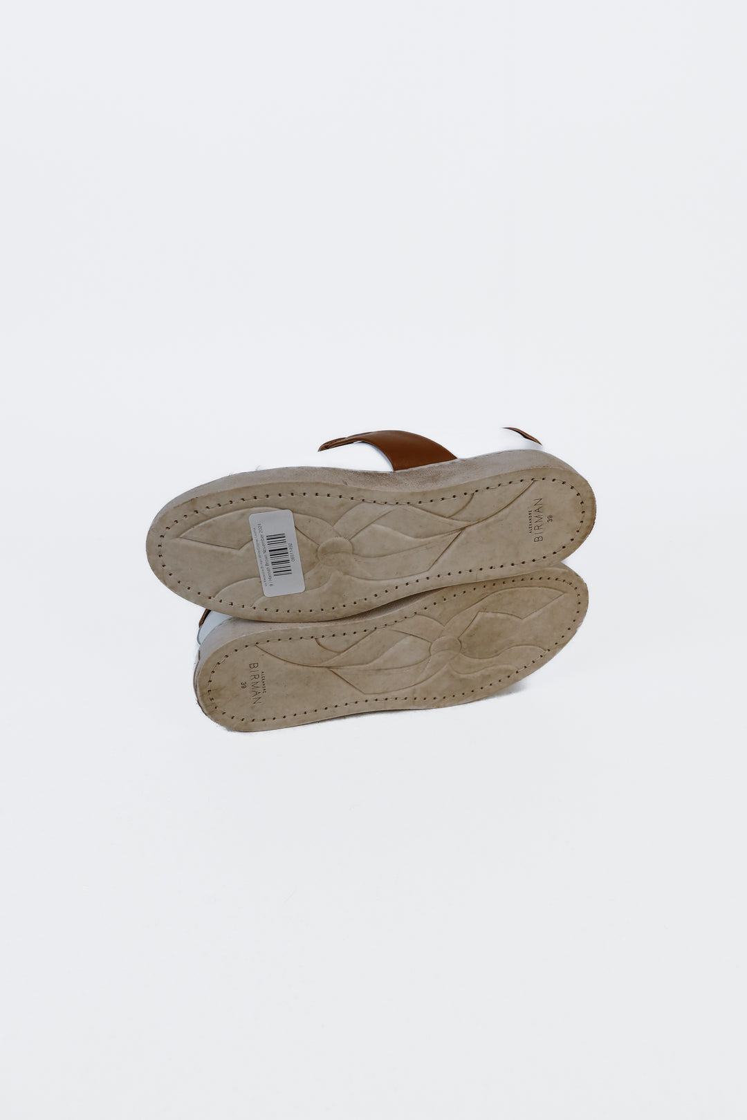 Alexandre Birman Leather Asymmetric Bow Sneakers (39; retails $450)