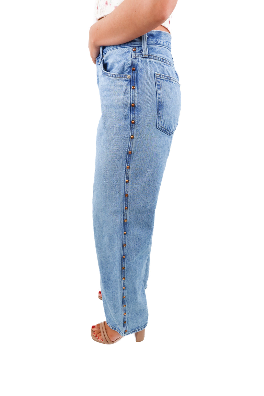 universal thread mid rise 90s gold studded baggy jeans (4)