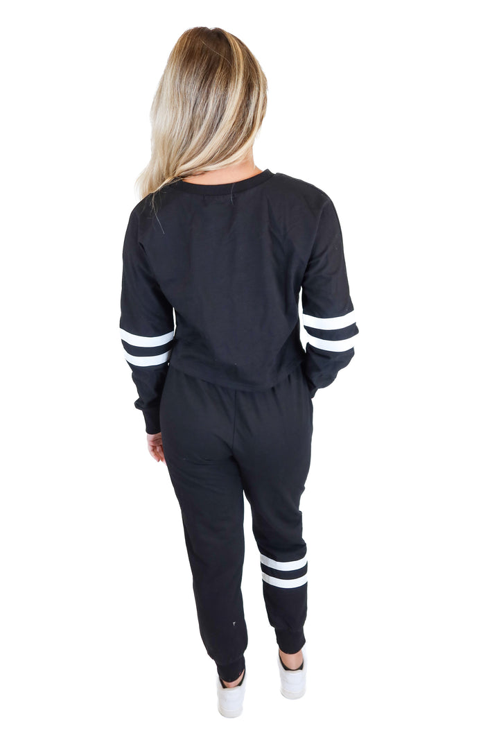 Zesica black/white jogger and long sleeve set NWT (S)
