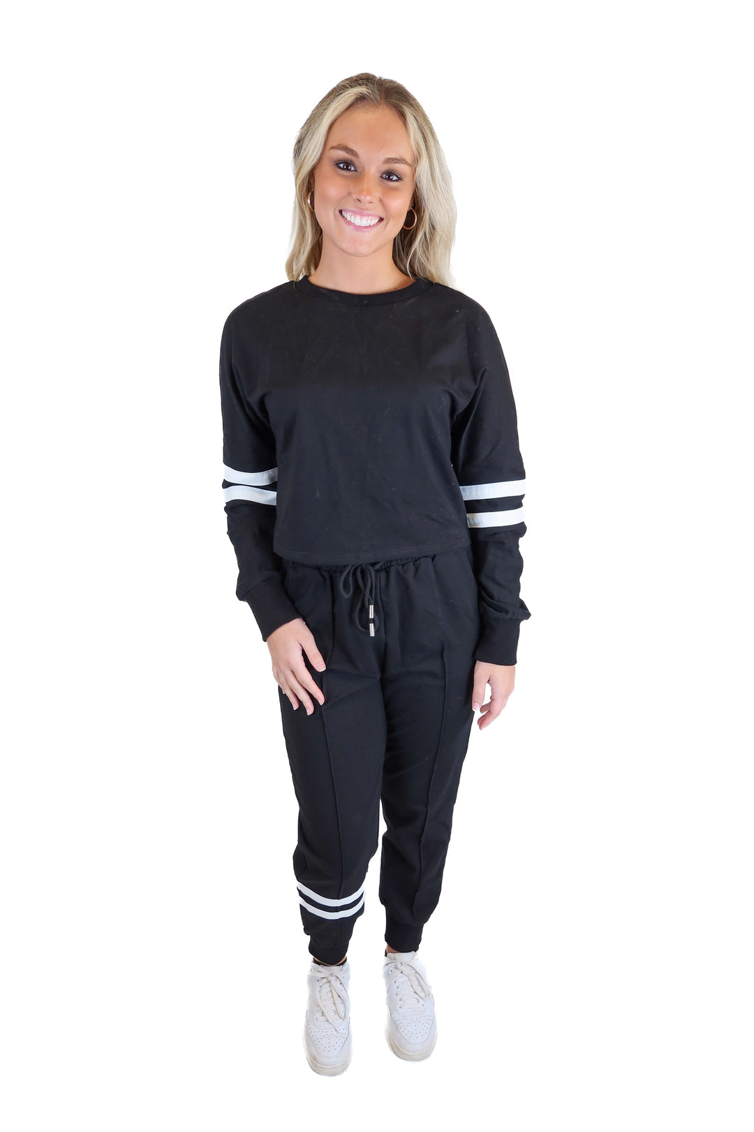 Zesica black/white jogger and long sleeve set NWT (S)