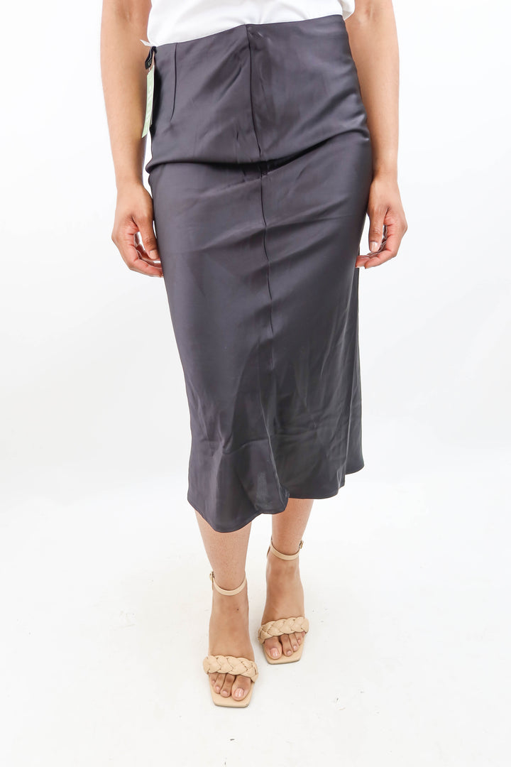 h&m black satin midi skirt (4)