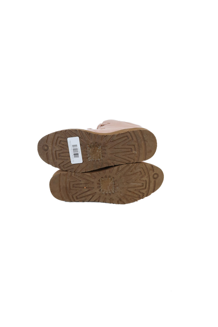 Just Fab Blush Pink Faux Suede Sherpa Pompom Booties (6.5)