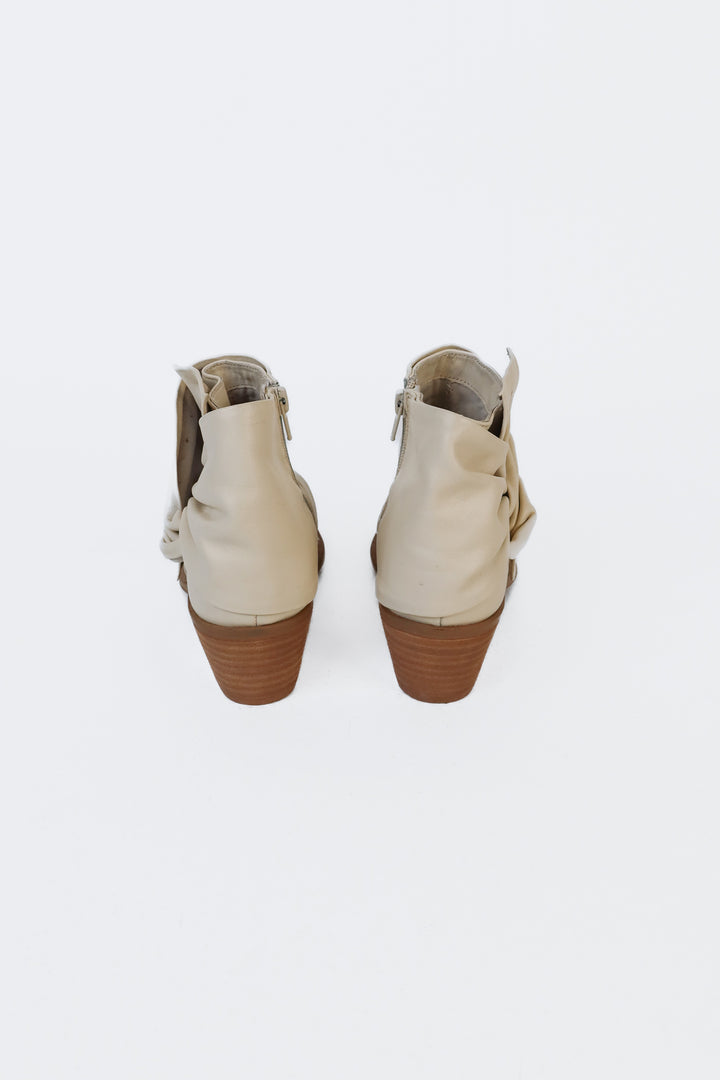 Sole Society Cream Ruched Side Leather Booties (6.5)