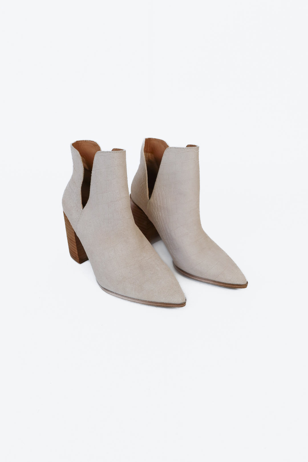 Steve Madden Bone Suede Croc Embossed Booties NWOT  (6.5)