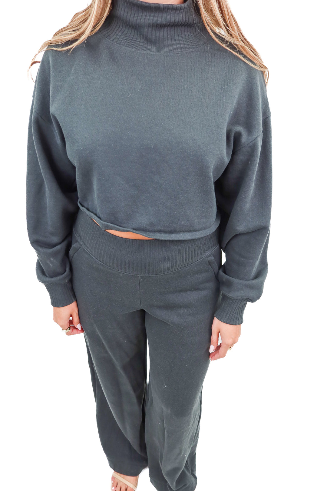 alo dark green loungewear set (m*; retail $265)