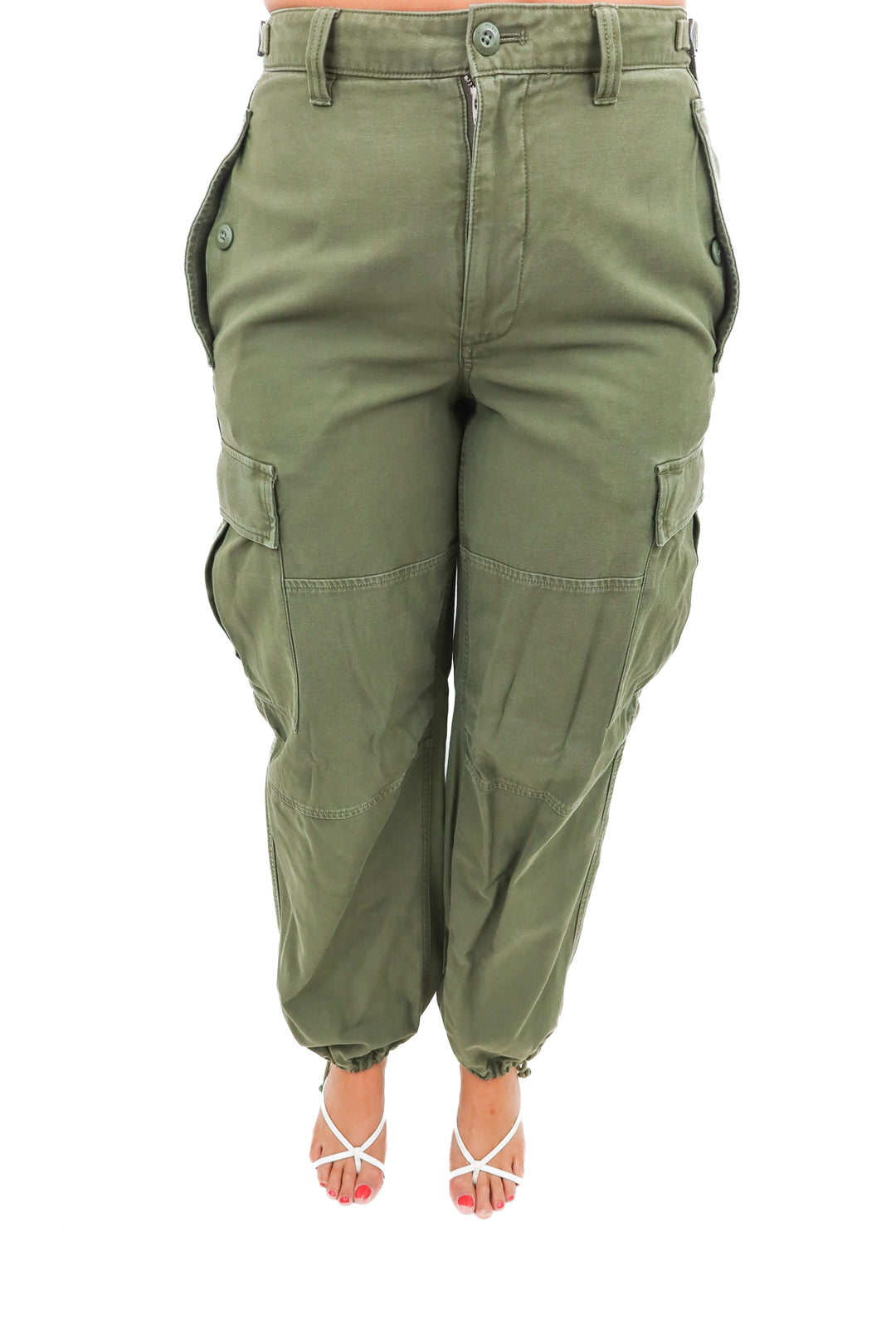 tna aritzia green cargo pants (6; retail $128)