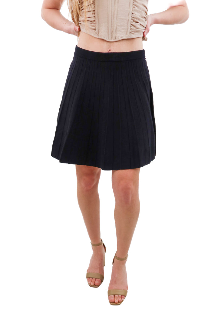a new day black knit skirt (s)