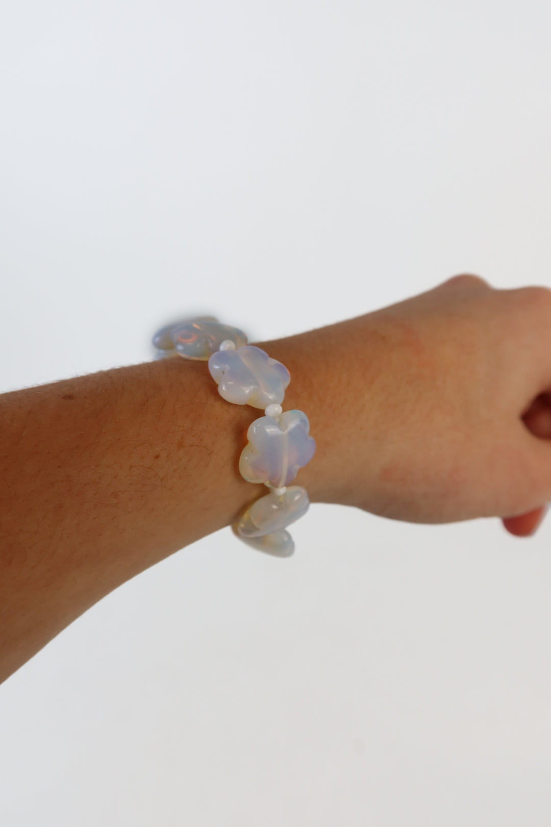 Iridescent White Stone Flower Shaped Bracelet