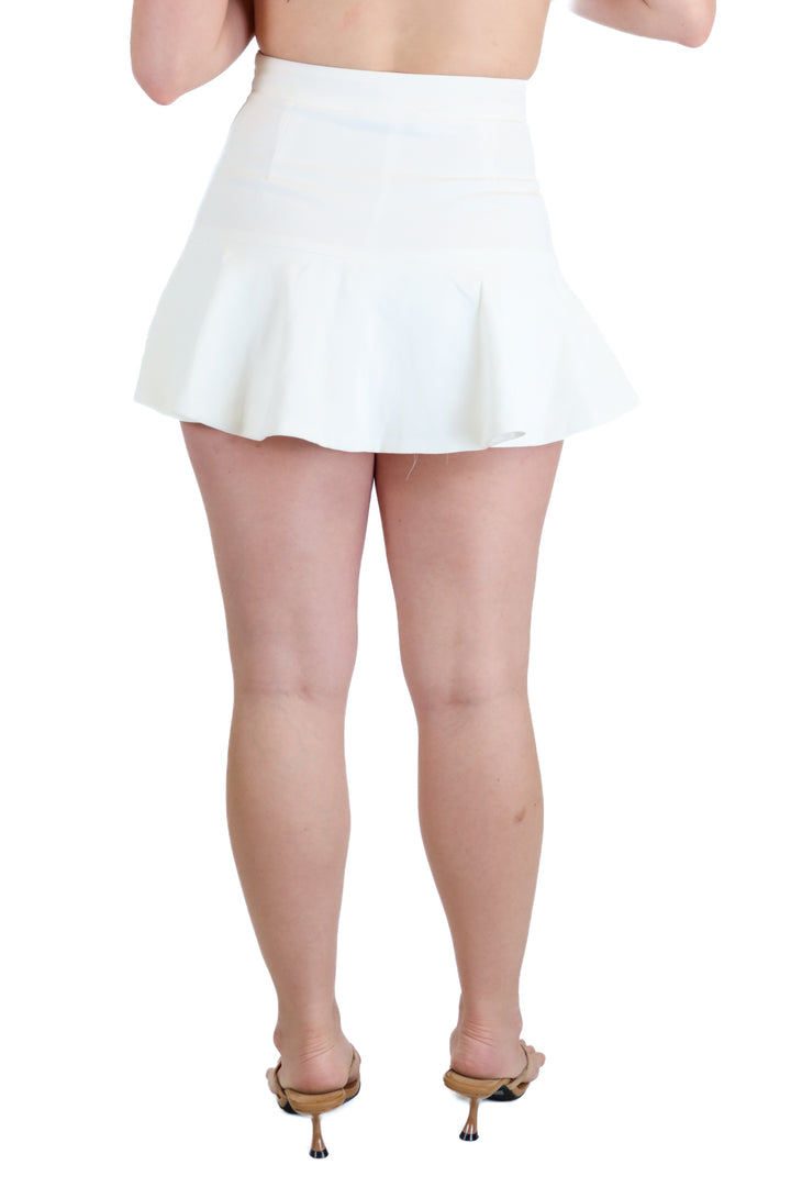 Do+Be Off-White Ruffle Skort (S)