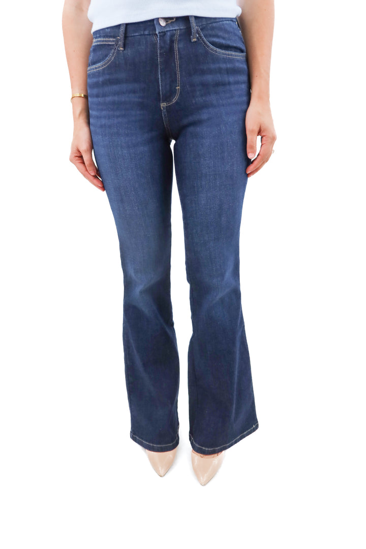 wrangler dark wash flare jeans (27x34; retail $69)