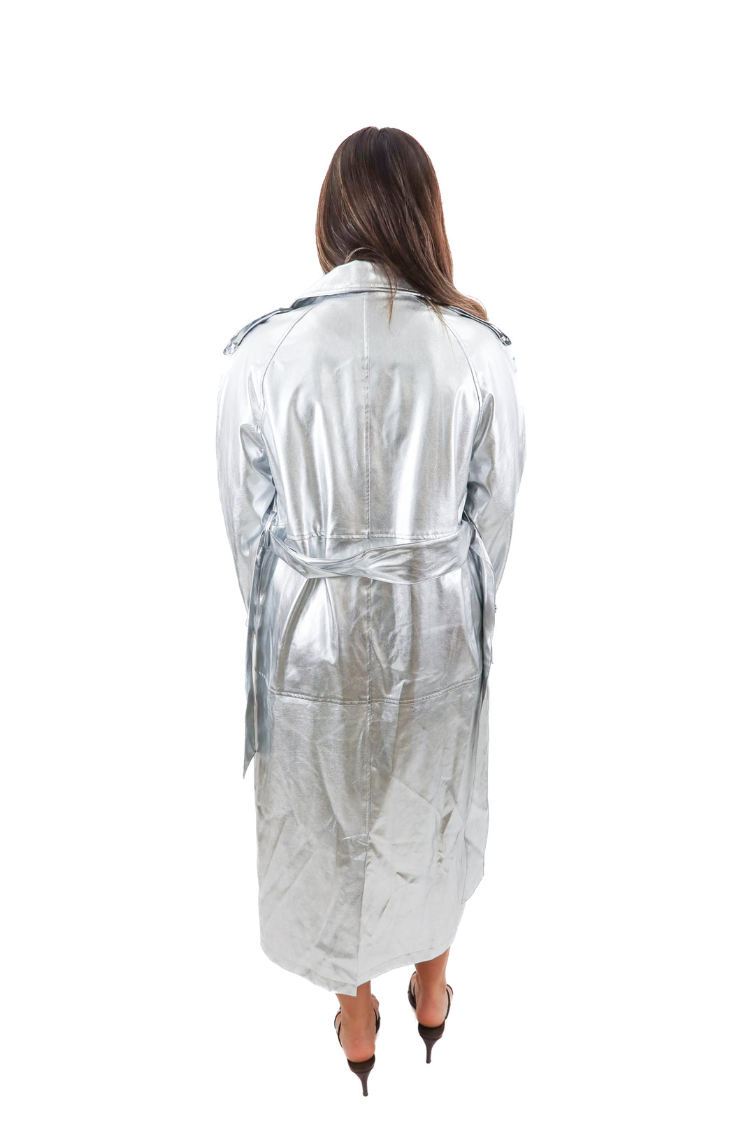 boohoo silver metallic trench coat (8; retail $168)