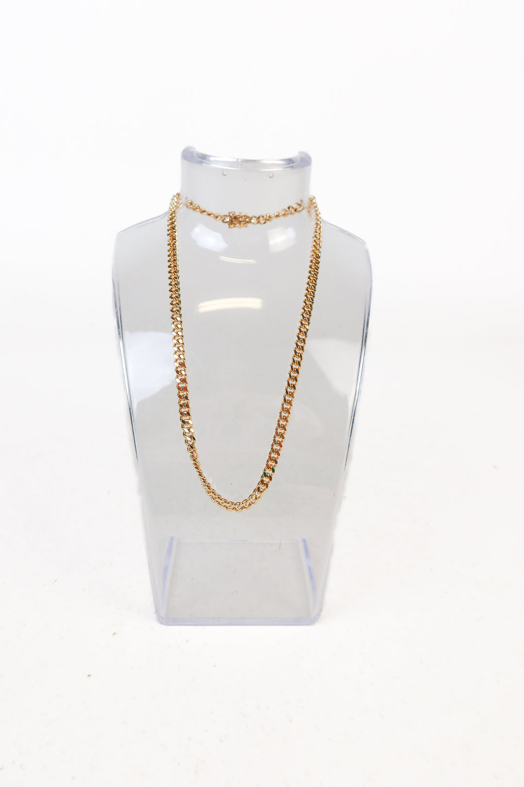 Short Gold Chain Necklace