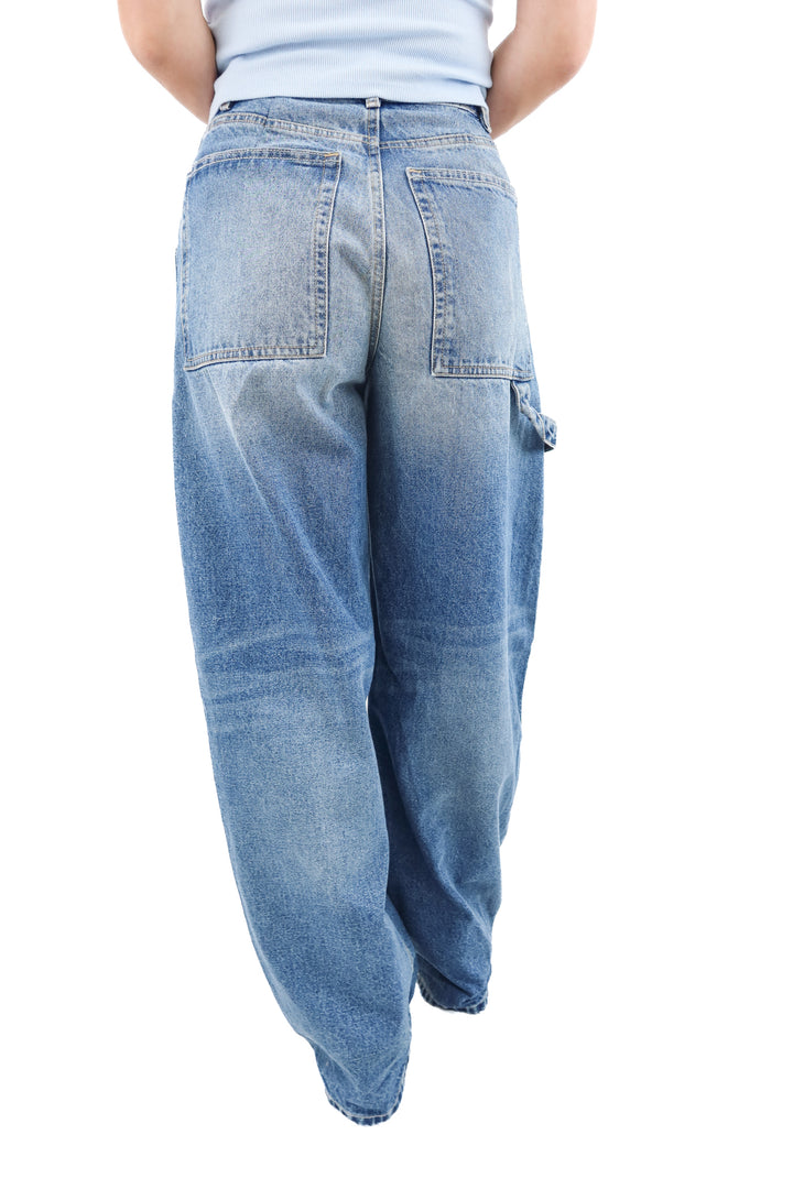 grlfrnd paola dark wash barrel jeans (26)