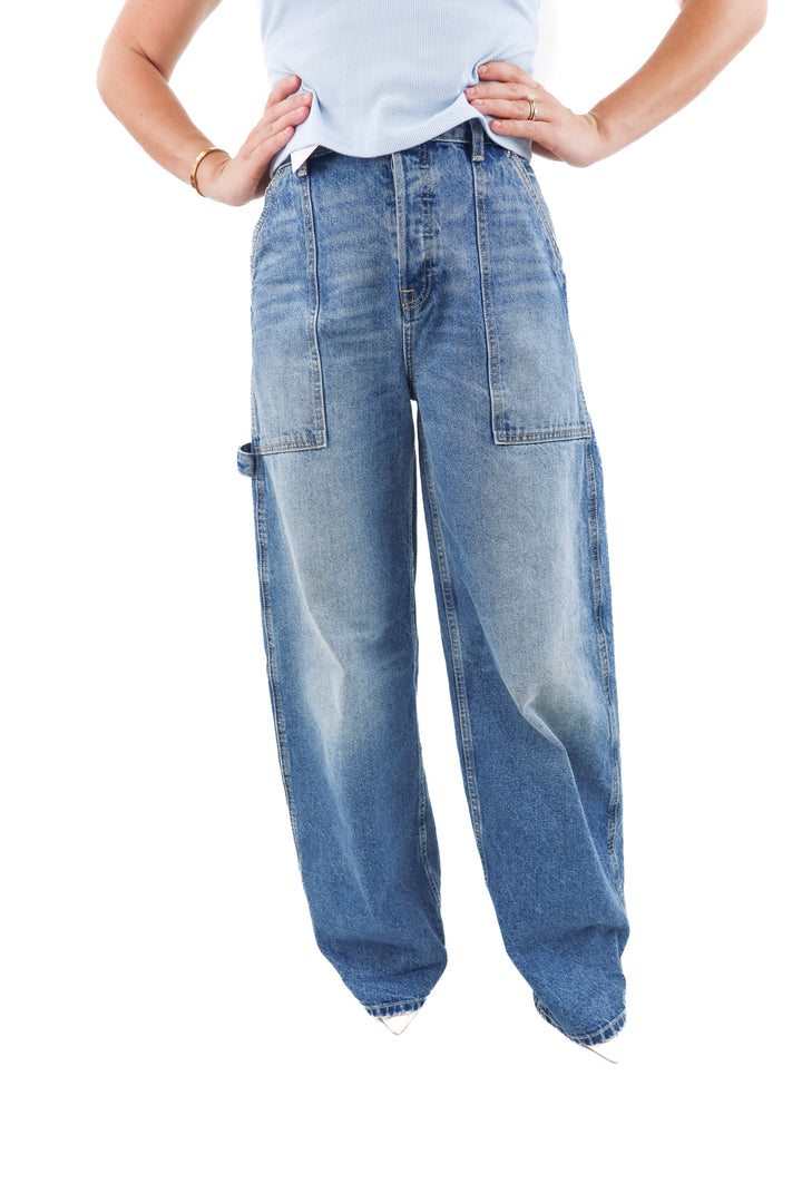 grlfrnd paola dark wash barrel jeans (26)