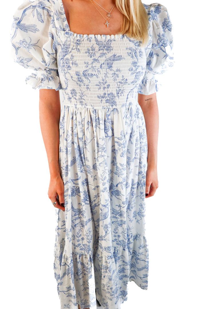 Nothing fits but blue/white floral puff sleeve maxi dress (s/m; retail $179)