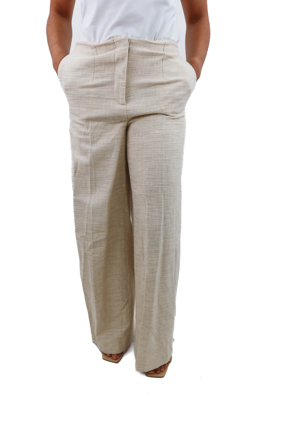 zara cream trouser NWT (s)