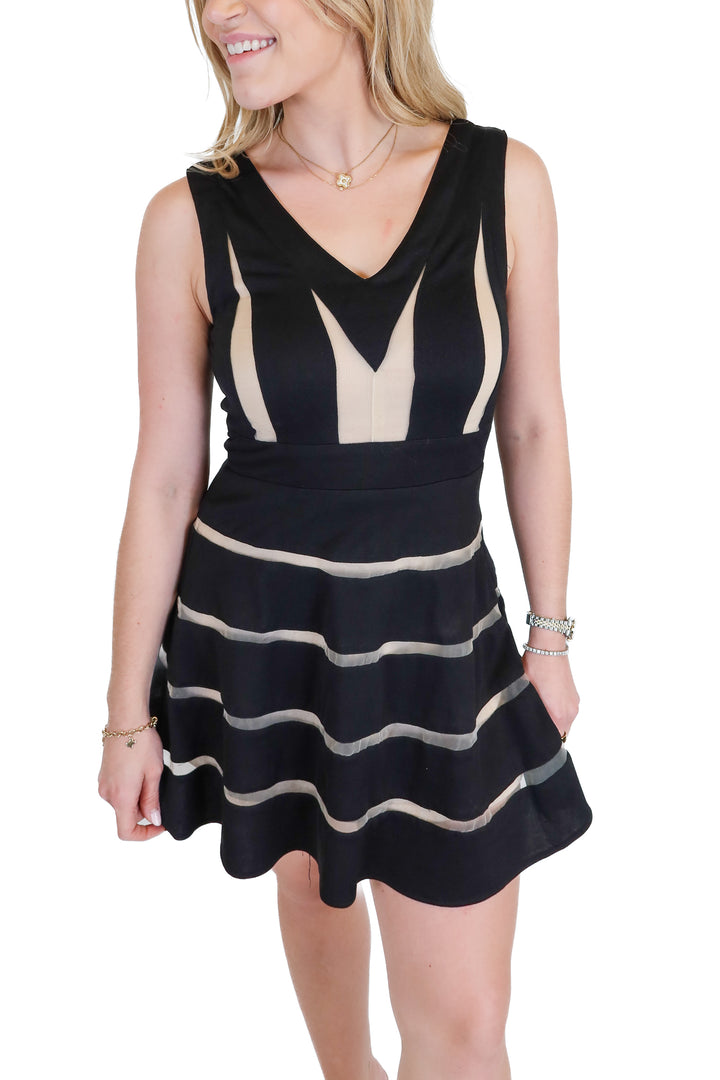Windsor Black and Tan Geometric Fit and Flare Mini Dress (S)