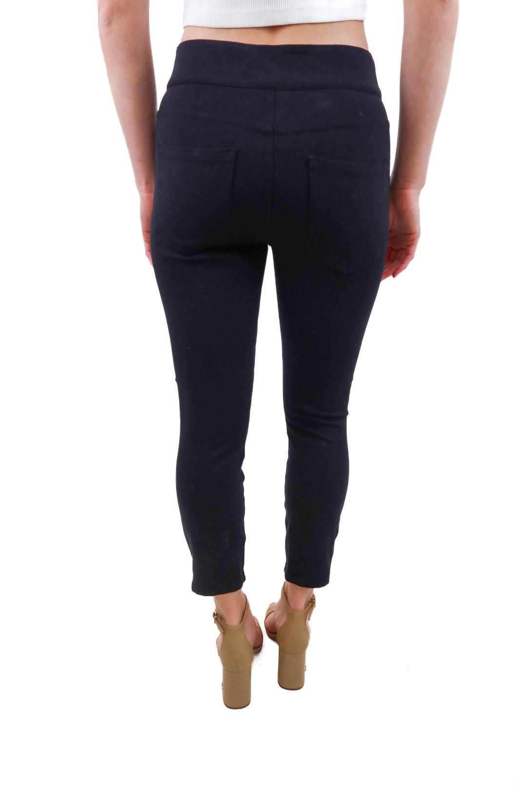 spanx petite black capri pants (s)