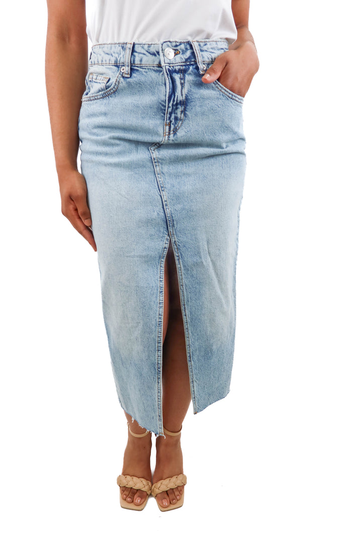 h&m light wash denim skirt NWT (2)