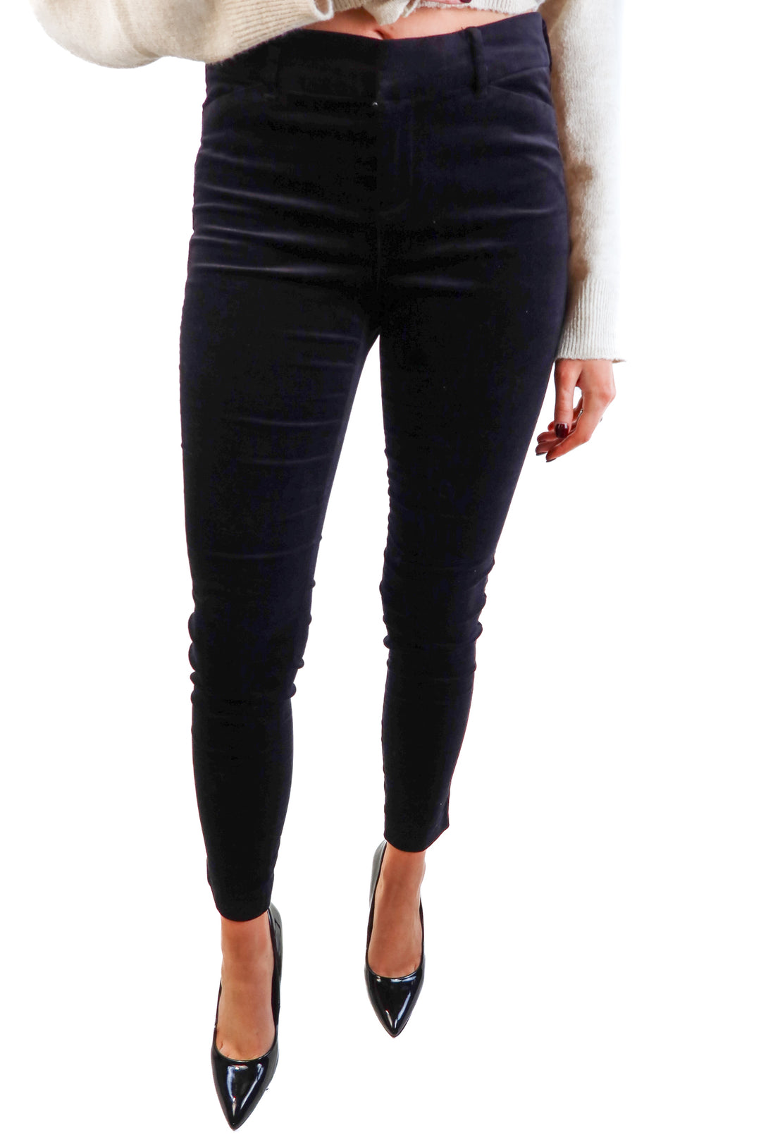 Old navy black velvet “pixie” pants (2)
