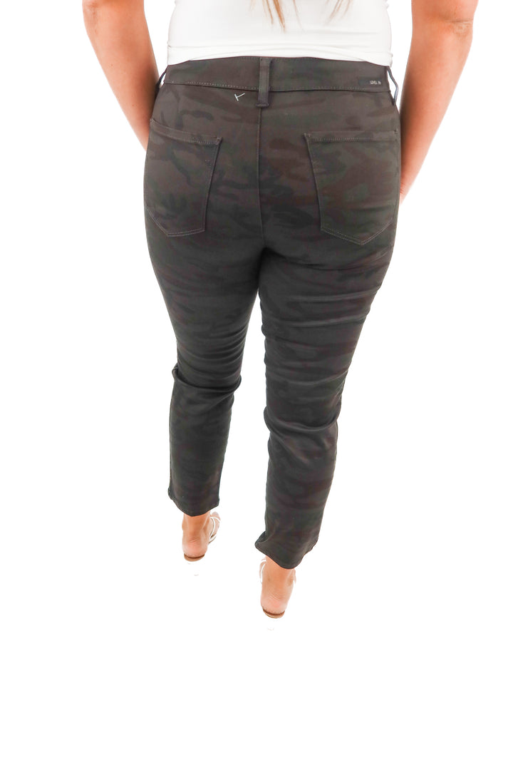 level 99 black camo pants (27)