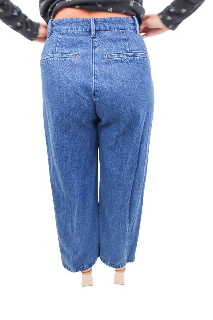 abercrombie & fitch dark wash wide leg jeans (10)
