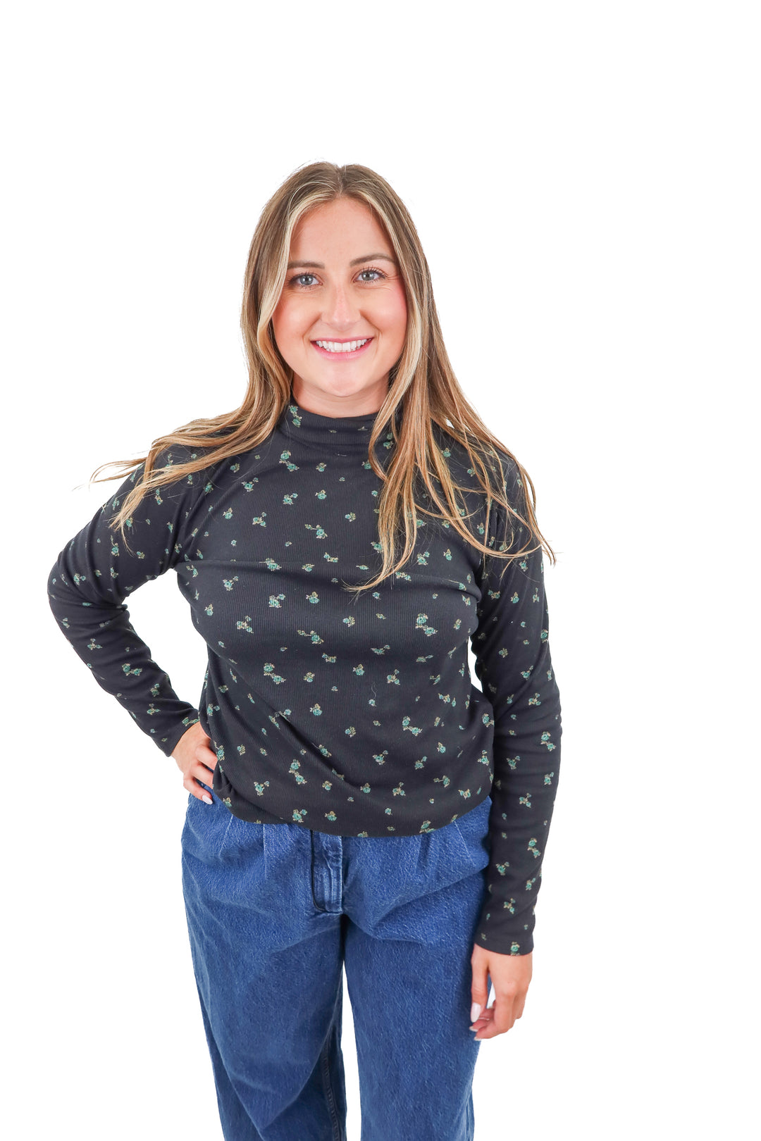 levis floral turtleneck top (L)