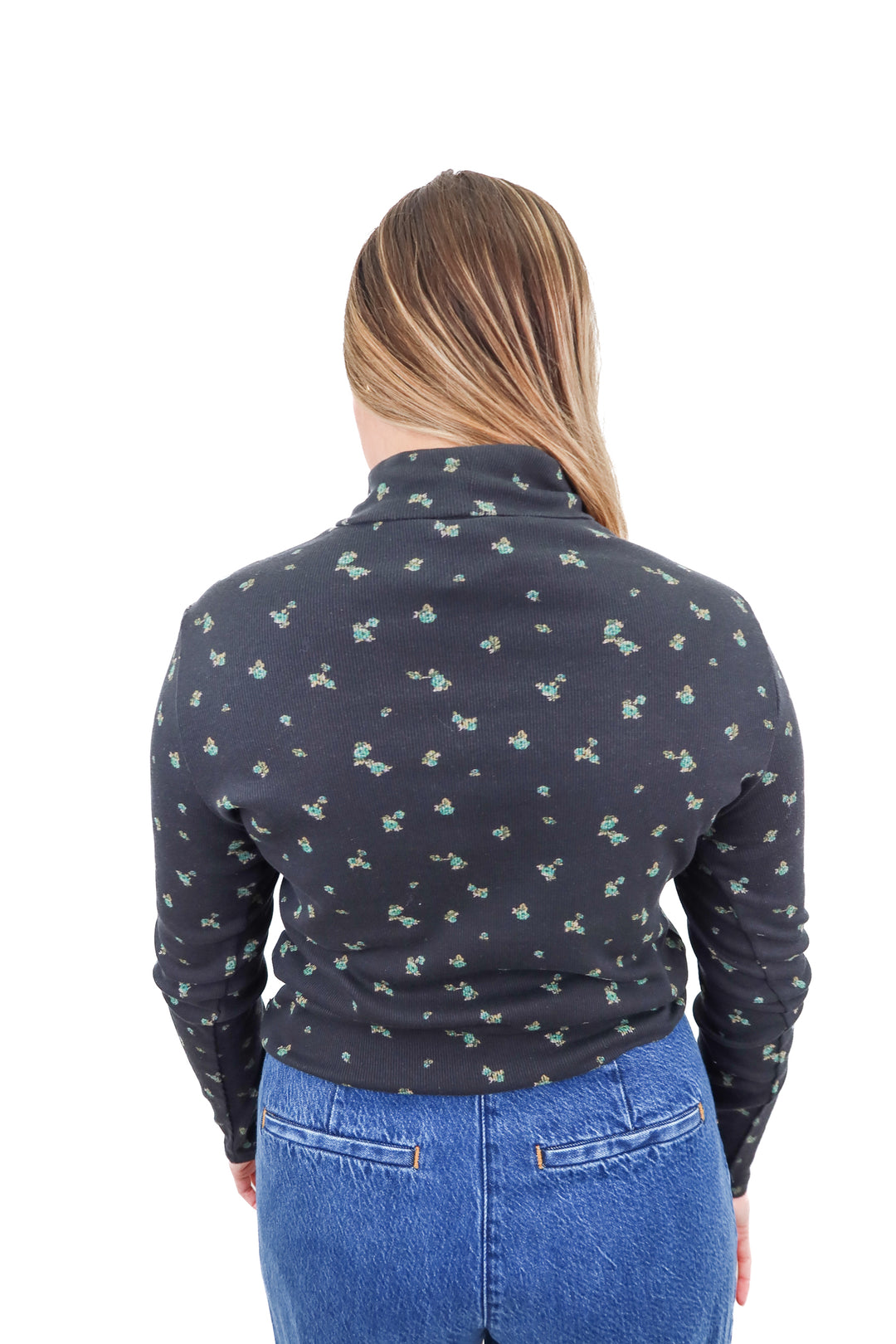 levis floral turtleneck top (L)