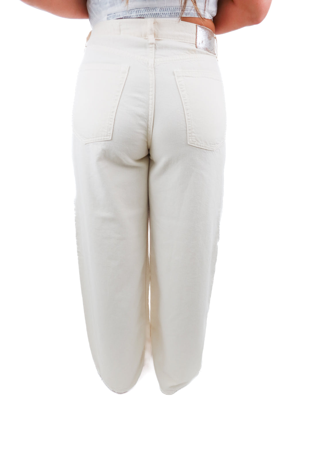rag & bone cream wide leg jeans (29; retail $338)