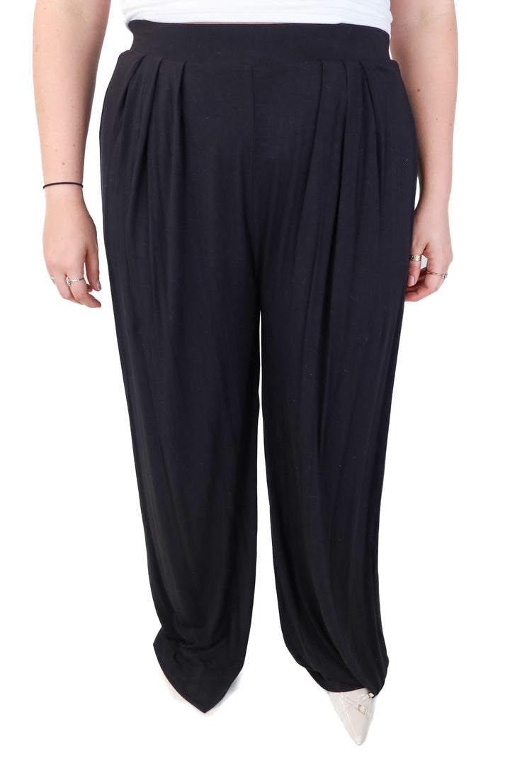 jluxlabel black lounge pants NWT (XL; est. retail $70)