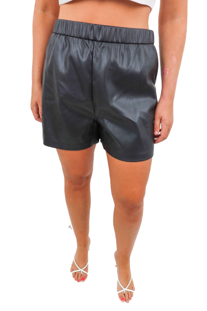zsupply vegan leather shorts (L)