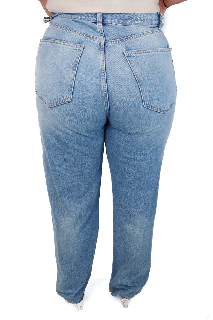 SOLD zara light wash straight leg jeans (12)