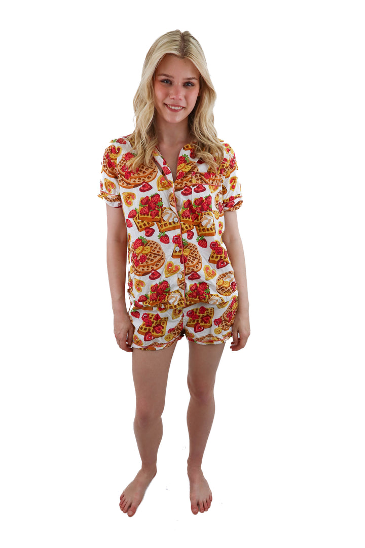 print fresh strawberry waffle pajama set (s; retail $148)