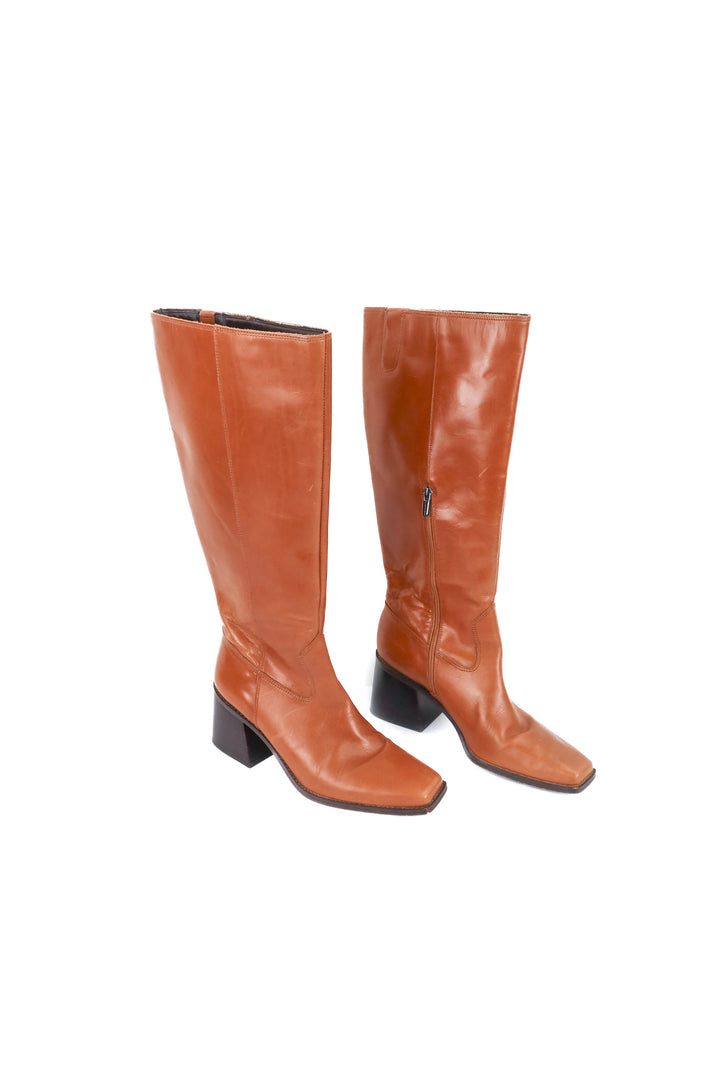 vince camuto brown sangeti knee high boots (11; retail $240)